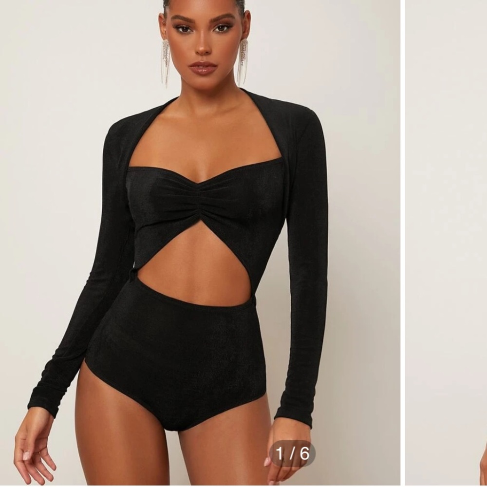 Black Women’s Cut Out Ruched Body Suit. Size M